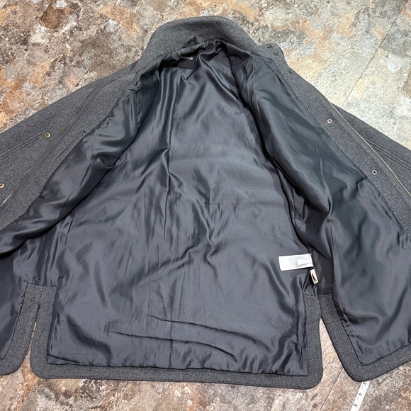 Madewell women’s  winter dress coat. - Picture 8 of 11